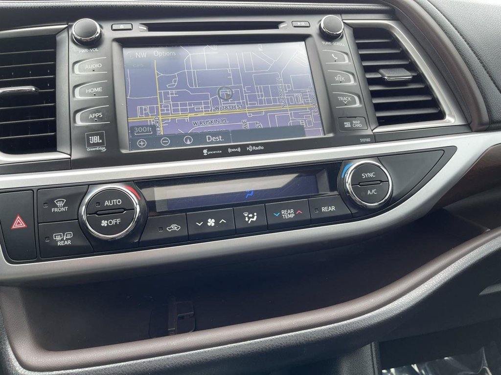 Used 2016 Toyota Highlander Limited FWD image 41