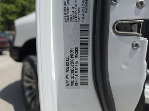Certified 2024 RAM 3500 Tradesman AWD/4WD image 35
