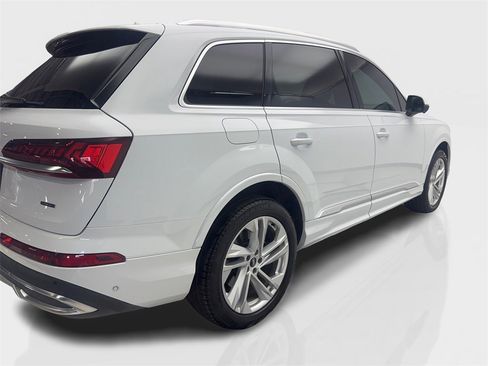 Used 2022 Audi Q7 2.0T Premium Plus w/ Premium Plus Package image 13