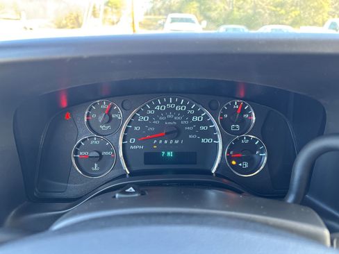 New 2025 Chevrolet Express 2500 w/ Driver Convenience Package image 18