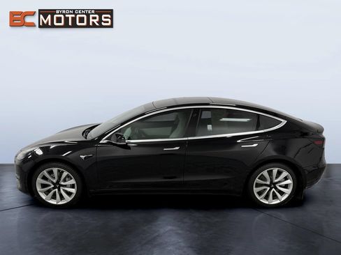 Used 2019 Tesla Model 3 Long Range AWD/4WD image 3