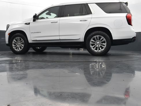 Used 2023 GMC Yukon SLT image 37