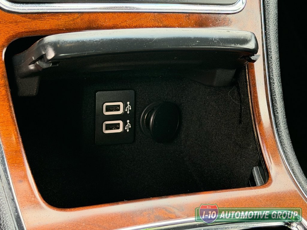 Used 2019 Lincoln Continental Premiere FWD image 35
