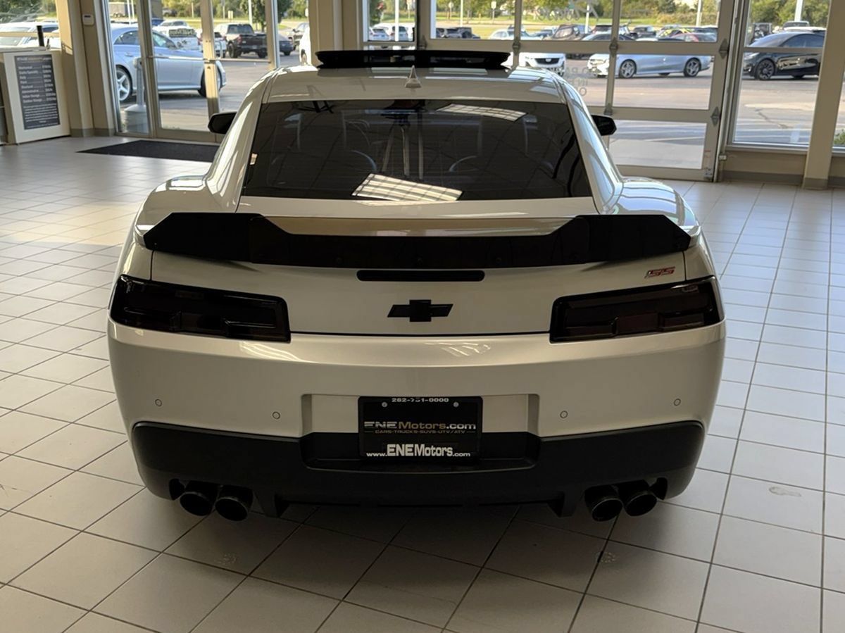 Used 2014 Chevrolet Camaro SS w/ RS Package RWD image 7