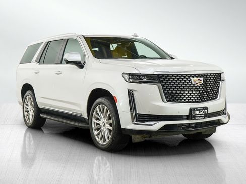 Used 2021 Cadillac Escalade Premium Luxury w/ LPO, Illumination Package AWD/4WD image 8