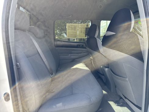 Used 2010 Toyota Tacoma 4x4 Double Cab image 22