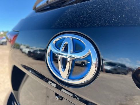 Used 2022 Toyota Highlander Bronze Edition AWD/4WD image 13