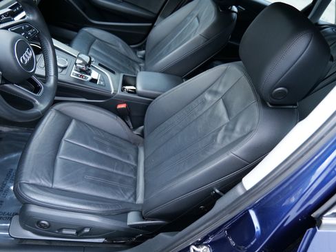 Used 2019 Audi A4 2.0T Premium image 14