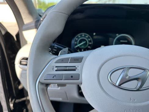 Used 2023 Hyundai Palisade Limited w/ Cargo Package image 14