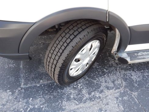 Used 2018 Ford Transit 250 130 Low Roof w/ Exterior Upgrade Package RWD image 22