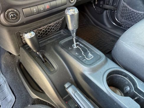 Used 2017 Jeep Wrangler Unlimited Sport w/ Quick Order Package 24S image 24