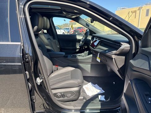 New 2026 Jeep Cherokee Overland image 31