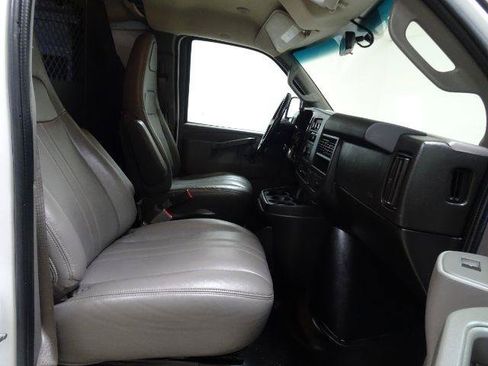 Used 2021 Chevrolet Express 2500 w/ Driver Convenience Package RWD image 34
