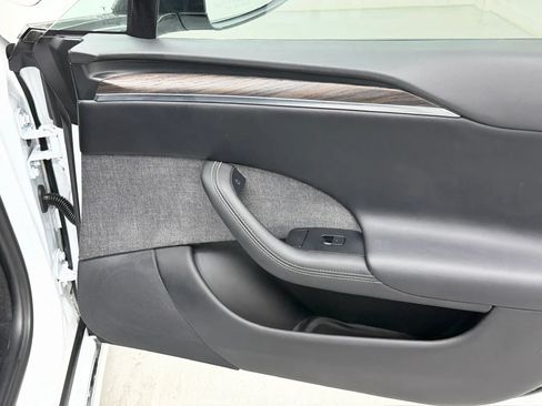 Used 2021 Tesla Model S Long Range AWD/4WD image 81