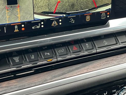 New 2026 GMC Sierra 2500 SLT w/ SLT Premium Package image 35