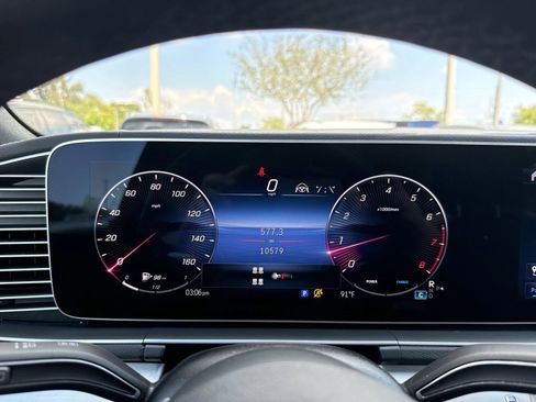 Certified 2024 Mercedes-Benz GLS 450 4MATIC image 29