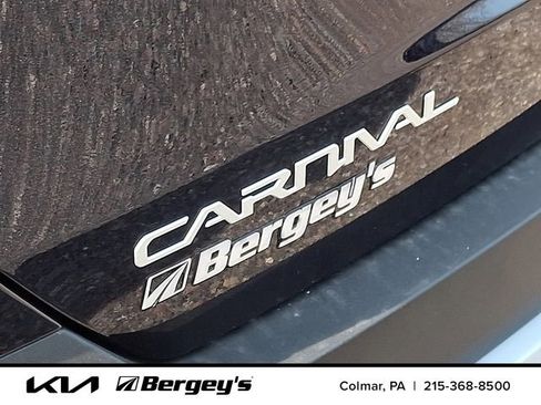 New 2026 Kia Carnival LX FWD image 22
