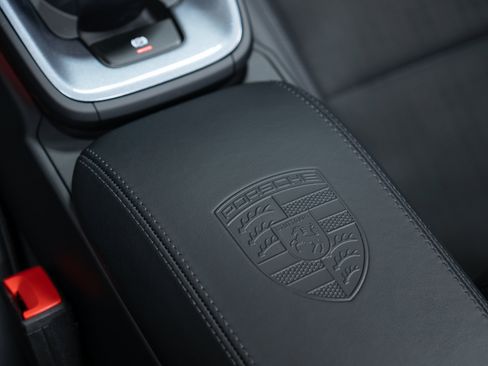 Certified 2026 Porsche 911 Carrera T RWD image 30