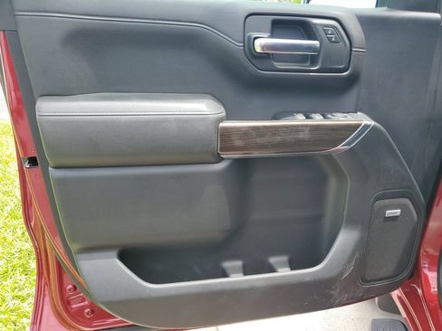 Used 2019 Chevrolet Silverado 1500 RST w/ All-Star Edition AWD/4WD image 18