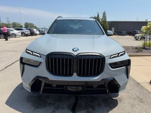Used 2026 BMW X7 xDrive40i w/ M Sport Package AWD/4WD image 11