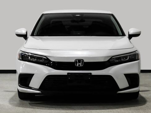Used 2023 Honda Civic LX image 3