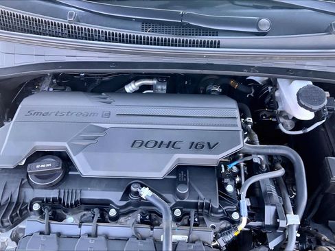 Used 2024 Hyundai Elantra SEL FWD image 32