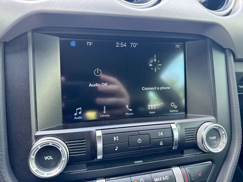 Used 2018 Ford Mustang GT Premium RWD image 14