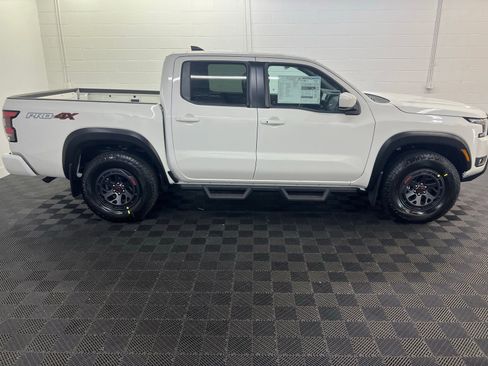 New 2025 Nissan Frontier PRO-4X w/ Tow Package image 3