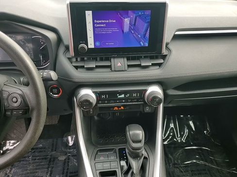 Certified 2024 Toyota RAV4 XLE image 25