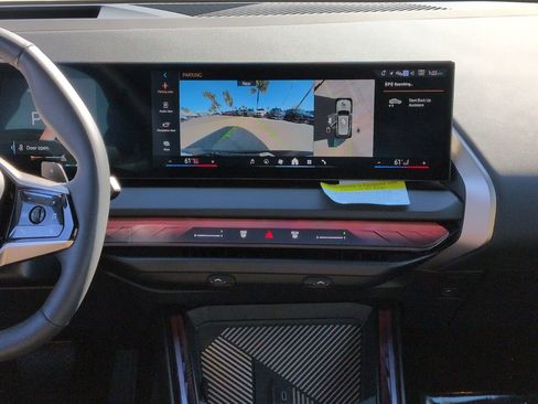 Used 2025 BMW X3 xDrive30i w/ Premium Package image 29