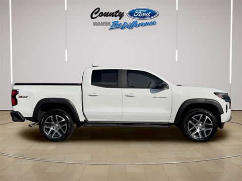 Used 2024 Chevrolet Colorado Z71 w/ Advanced Trailering Package image 21