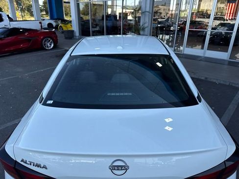 Used 2025 Nissan Altima 2.5 SV image 29