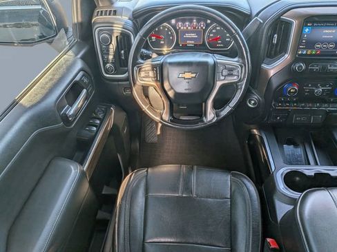 Used 2019 Chevrolet Silverado 1500 High Country w/ Technology Package AWD/4WD image 16