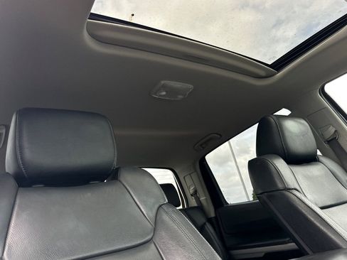 Used 2021 Toyota Tundra SR5 AWD/4WD image 16