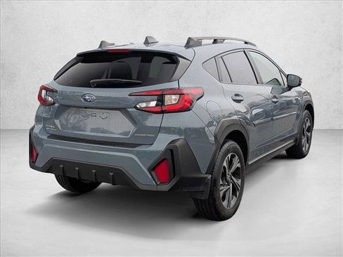 Used 2024 Subaru Crosstrek 2.0i Premium image 4