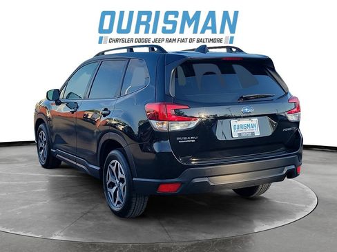 Used 2023 Subaru Forester Premium AWD/4WD image 4