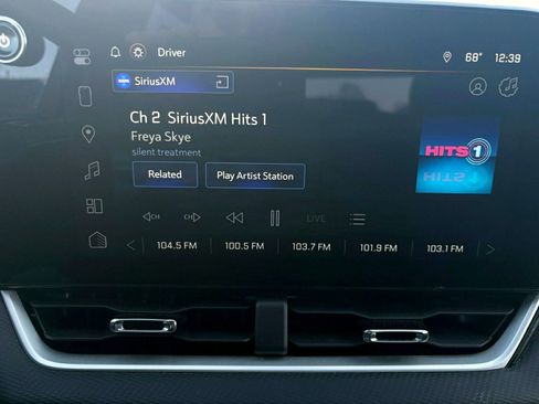 Used 2025 Chevrolet Equinox LT AWD/4WD image 15
