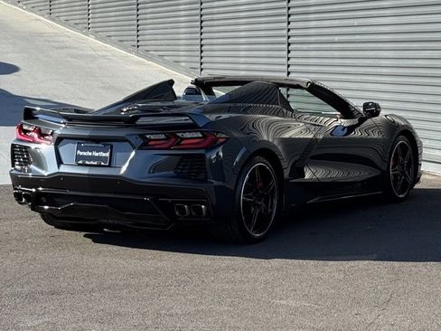 Used 2021 Chevrolet Corvette Stingray Premium Conv w/ Z51 Performance Package image 7