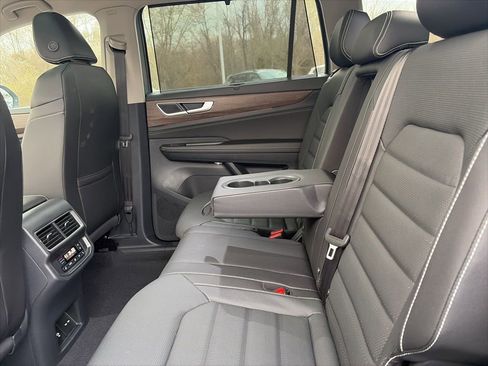 New 2026 Volkswagen Atlas SEL AWD/4WD image 25