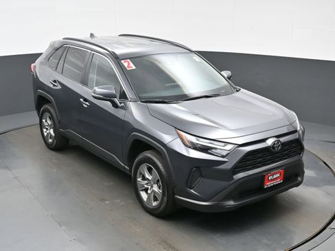 Used 2025 Toyota RAV4 XLE AWD/4WD image 34