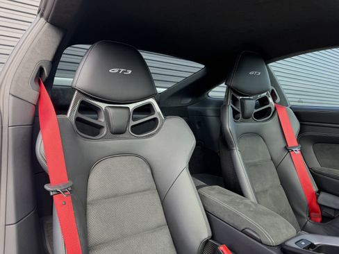 Certified 2024 Porsche 911 GT3 RWD image 16