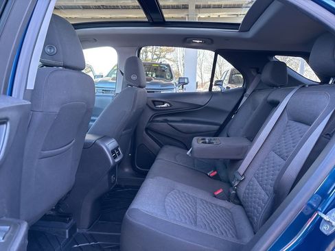 Used 2021 Chevrolet Equinox LT image 22