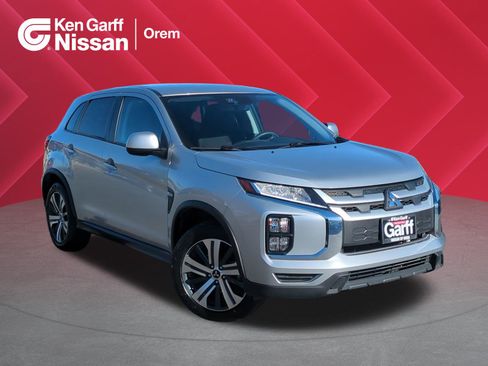 Used 2024 Mitsubishi Outlander Sport SE image 1