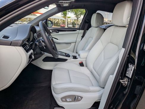 New 2026 Porsche Macan S AWD/4WD image 5