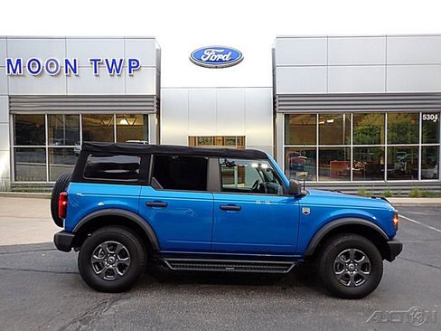 Used 2022 Ford Bronco Big Bend image 1