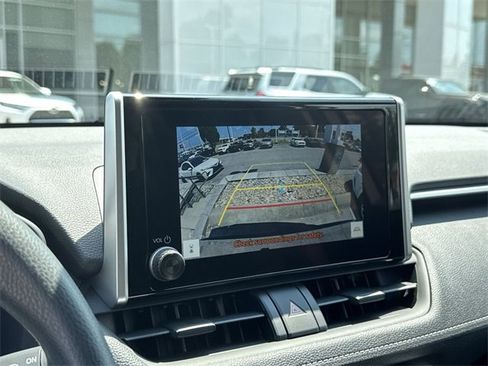 Used 2025 Toyota RAV4 LE image 18