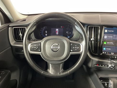 Used 2024 Volvo XC60 B5 Core AWD/4WD image 12