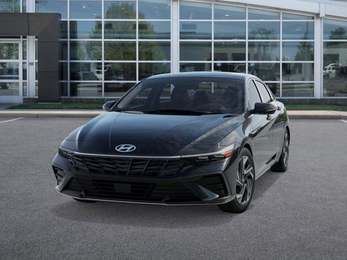 New 2026 Hyundai Elantra Limited w/ Cargo Package image 6