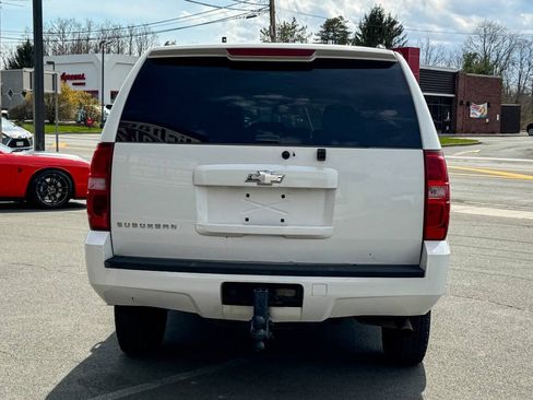 Used 2007 Chevrolet Suburban 2500 LT AWD/4WD image 5