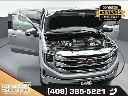 Used 2025 GMC Sierra 1500 SLE w/ X31 Off-Road Package AWD/4WD image 23